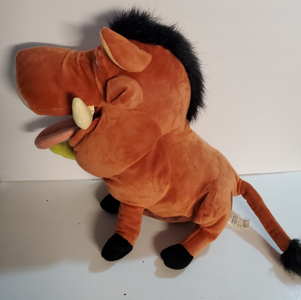 Disney Store Exclusive 14" Pumbaa The Lion King Large Plush With Grub Bugs